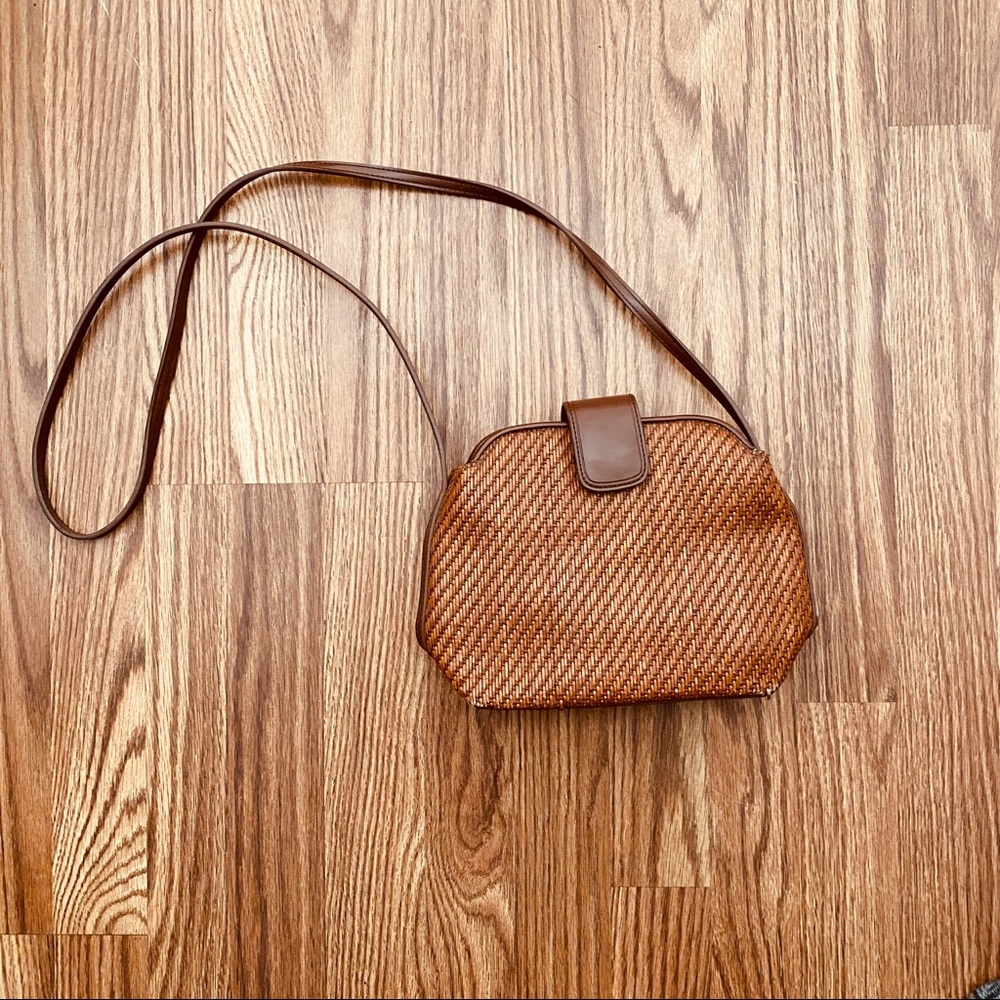 Vintage basket weave crossbody